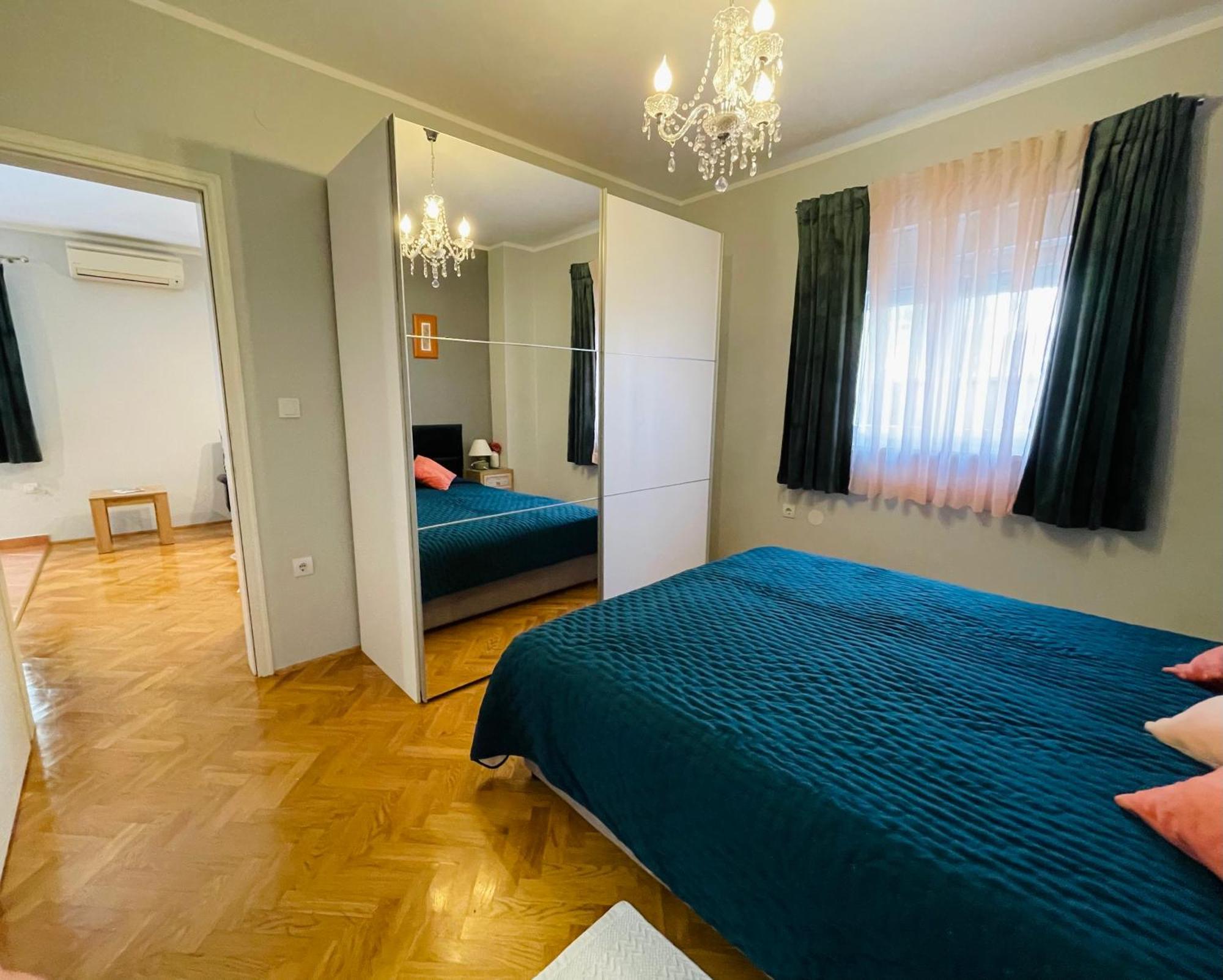 Apartment Green 29 Ровин Екстериор снимка